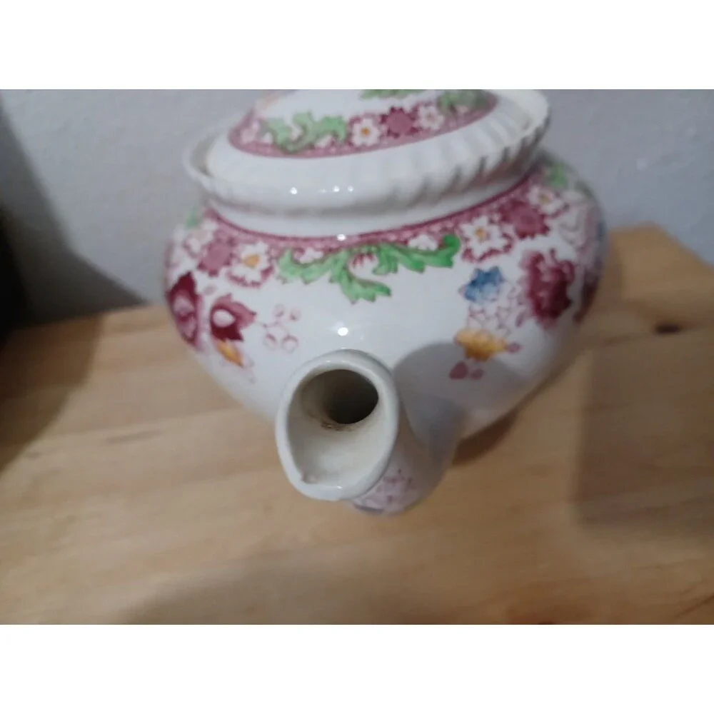 Johnson Brothers Winchester Teapot & Lid Pink (Rope Edge) England Floral 5 Cup